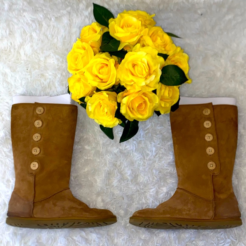 Brown UGG boots